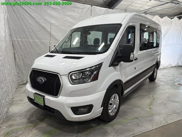 2023 Ford Transit Passenger Wagon XLT RWD photo