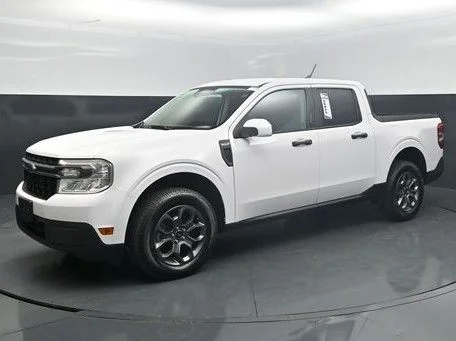 2022 Ford Maverick XLT FWD photo
