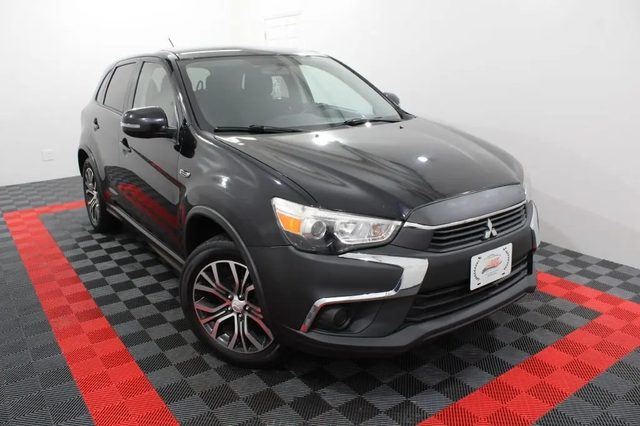 2016 Mitsubishi Outlander Sport 2.0 ES 4WD photo