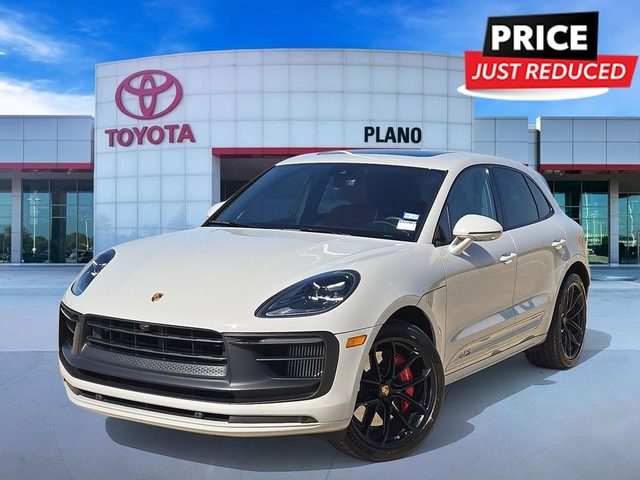 2022 Porsche Macan GTS AWD photo