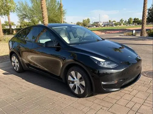 2023 Tesla Model Y Long Range AWD photo