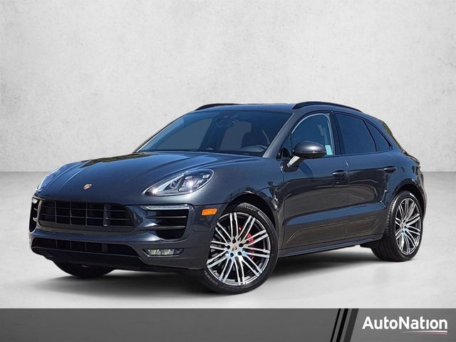 2017 Porsche Macan GTS AWD photo