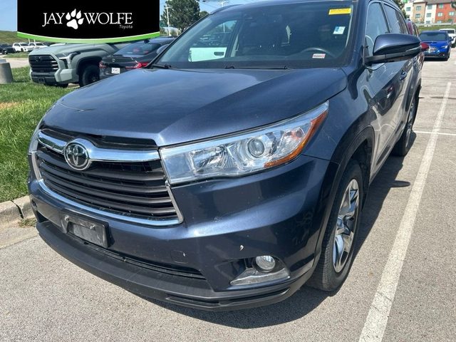 2016 Toyota Highlander Limited AWD photo