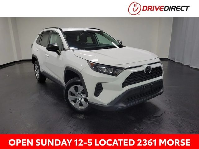 2021 Toyota RAV4 LE AWD photo