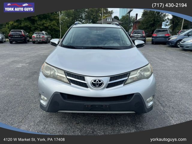 2015 Toyota RAV4 Limited AWD photo