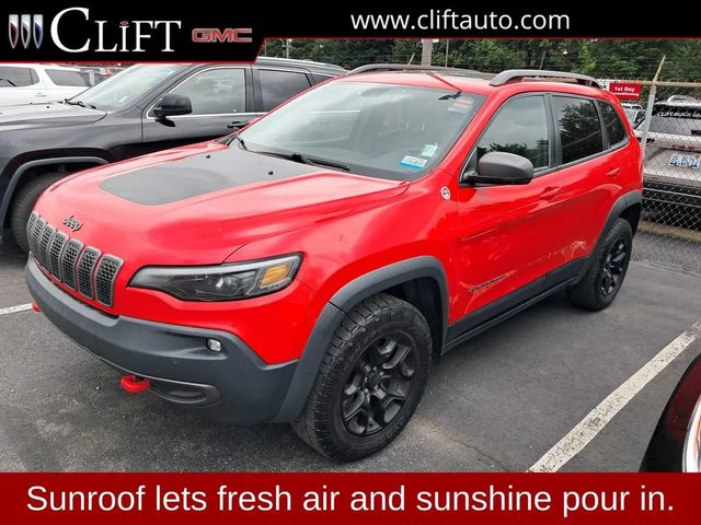 2019 Jeep Cherokee Trailhawk 4WD photo