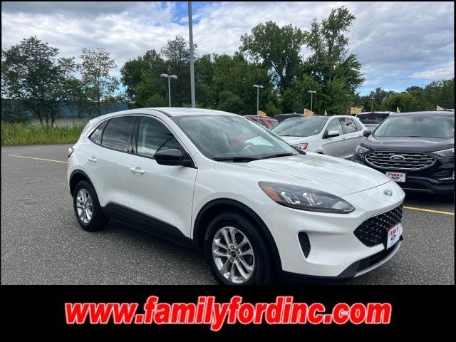 2022 Ford Escape SE FWD photo