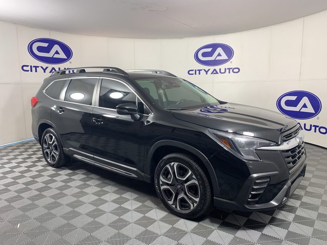 2023 Subaru Ascent Limited AWD photo