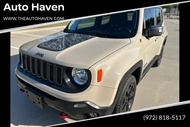 2017 Jeep Renegade Deserthawk 4WD photo