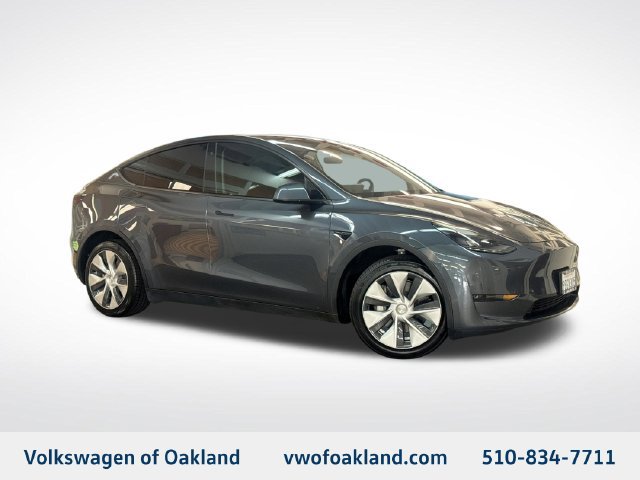 2023 Tesla Model Y Long Range AWD photo