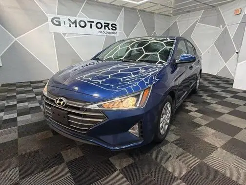 2020 Hyundai Elantra SE FWD photo