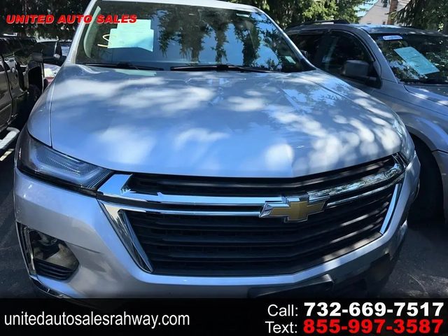 2022 Chevrolet Traverse LS FWD photo
