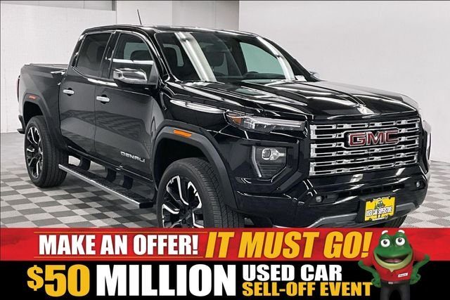 2023 GMC Canyon 4WD Denali 4WD photo