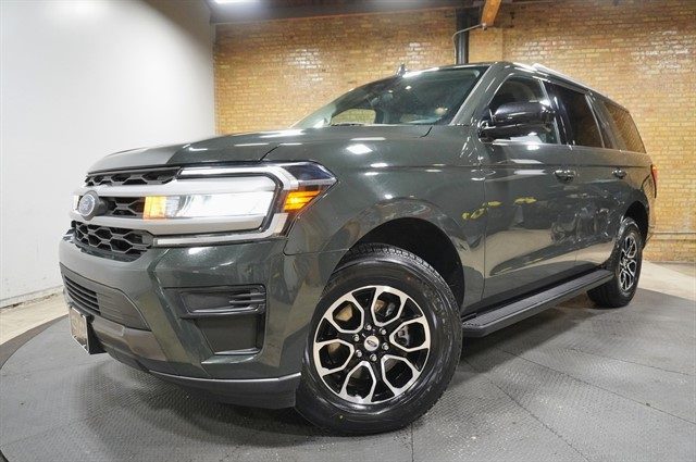 2022 Ford Expedition XL 4WD photo