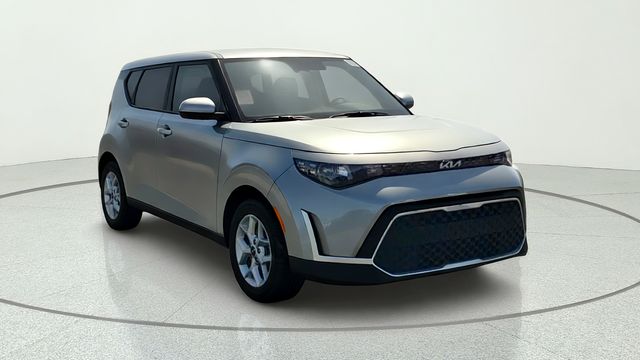 2023 Kia Soul LX FWD photo
