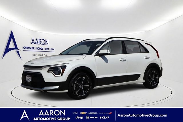 2023 Kia Niro EX FWD photo