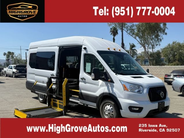 2022 Ford Transit Passenger Wagon XLT RWD photo