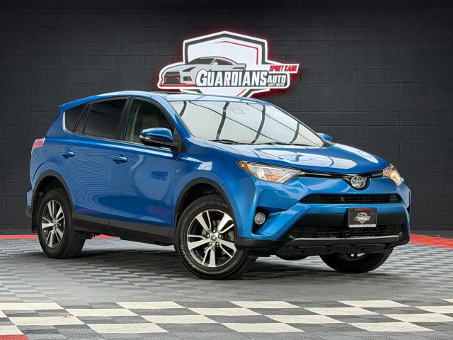 2018 Toyota RAV4 XLE FWD photo