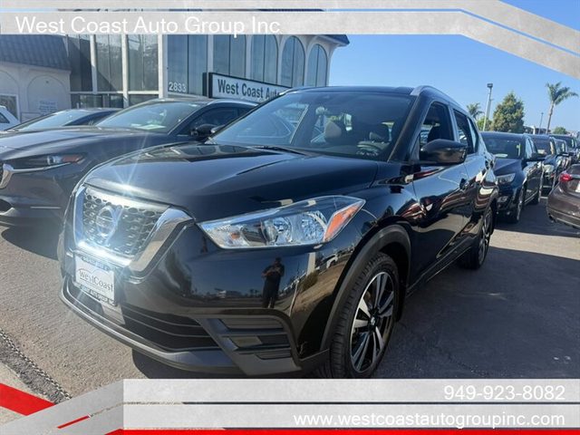 2020 Nissan Kicks SV FWD photo