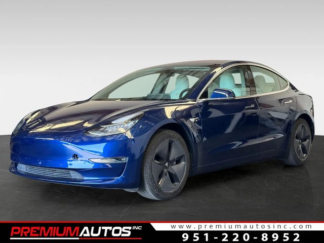 2018 Tesla Model 3 Mid Range Battery RWD photo