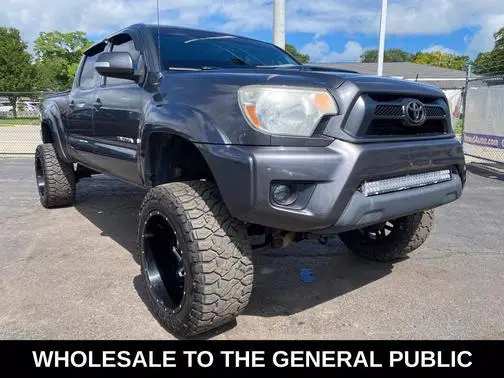 2015 Toyota Tacoma  4WD photo