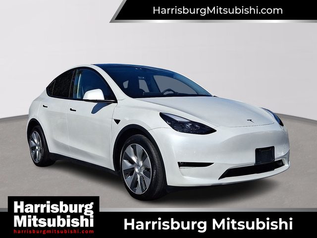 2023 Tesla Model Y AWD photo