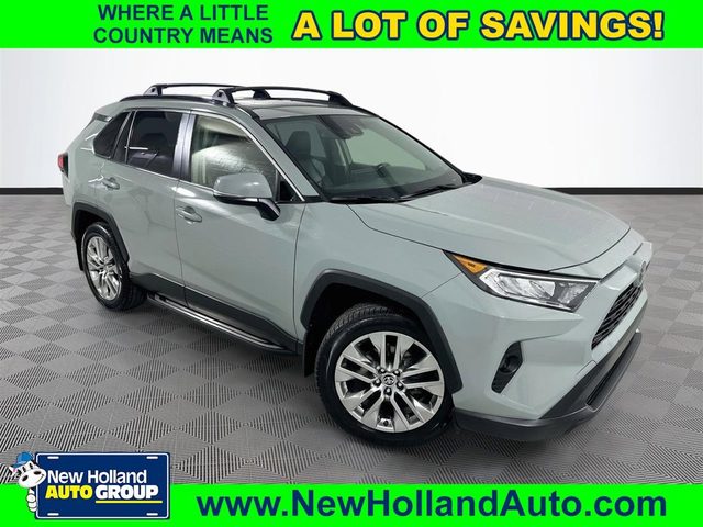 2021 Toyota RAV4 XLE Premium AWD photo