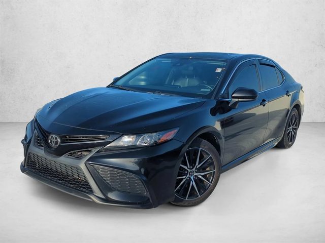2021 Toyota Camry SE FWD photo