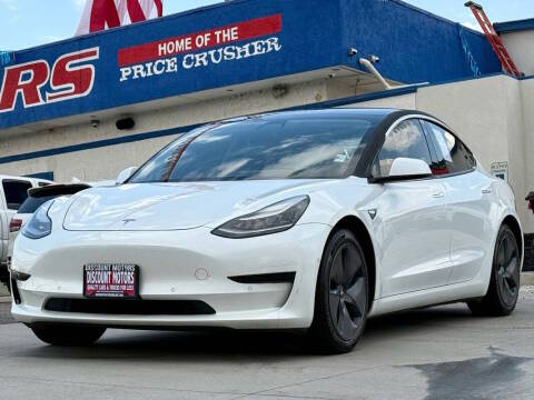 2020 Tesla Model 3 Standard Range Plus RWD photo