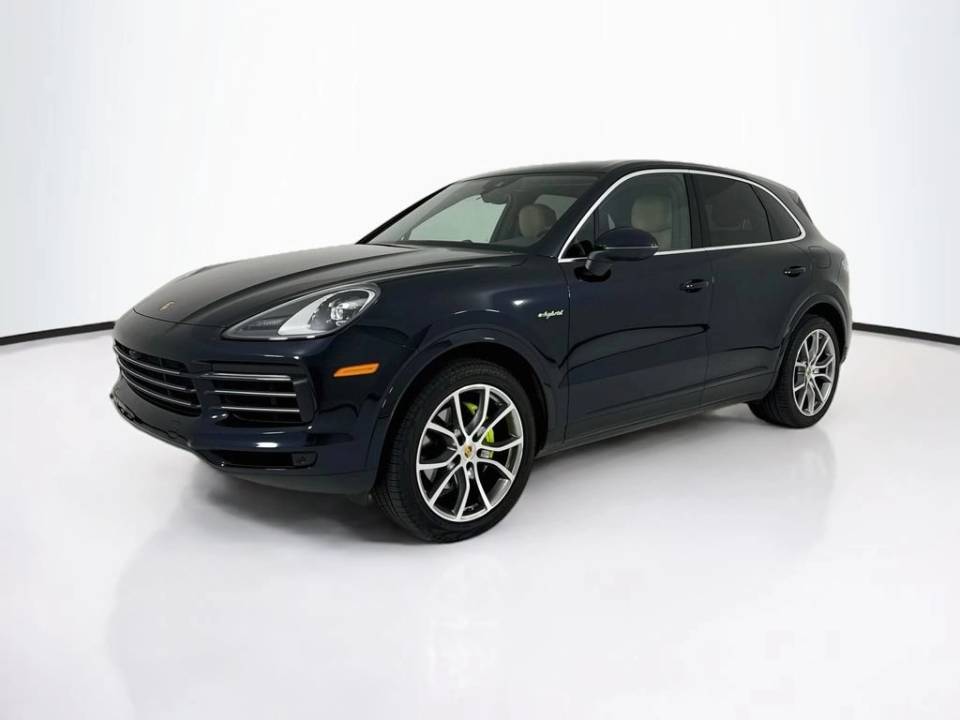 2023 Porsche Cayenne E-Hybrid AWD photo