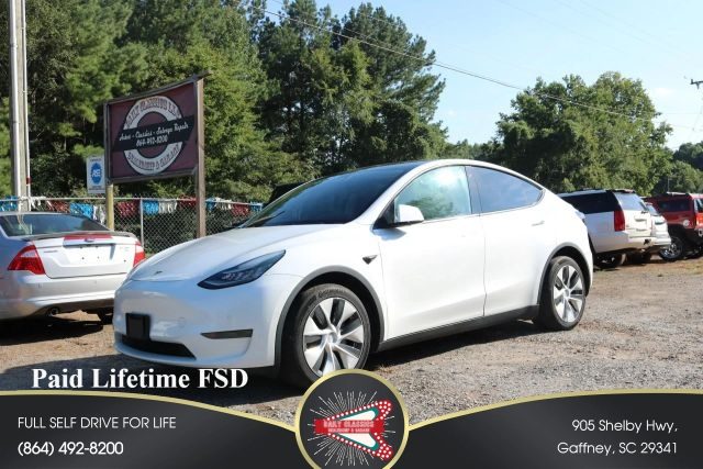 2020 Tesla Model Y Long Range AWD photo