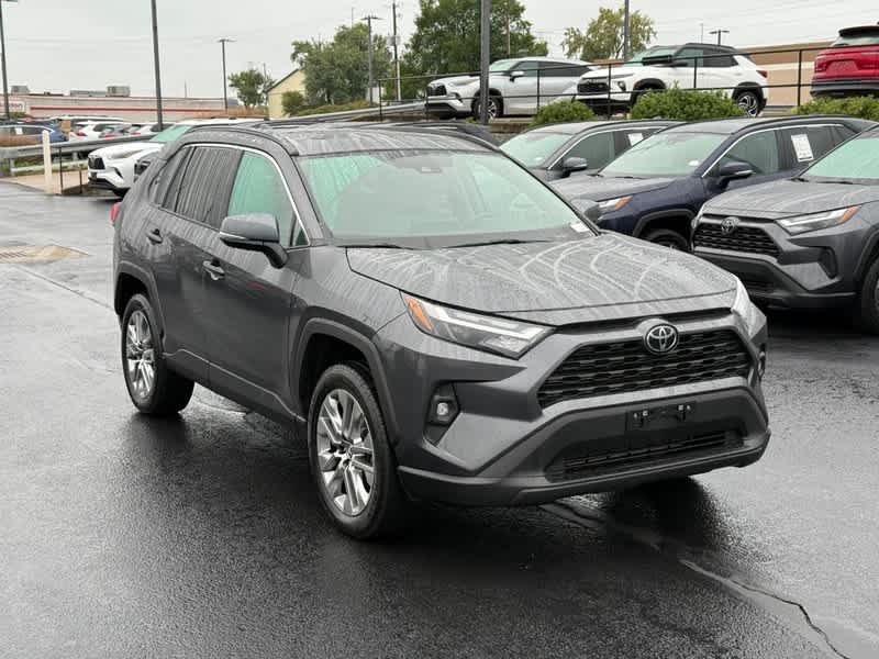 2023 Toyota RAV4 XLE Premium AWD photo