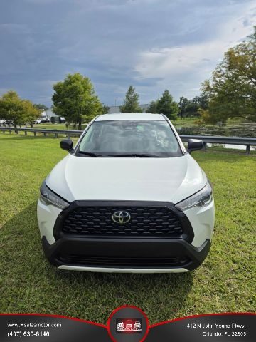 2023 Toyota Corolla Cross L FWD photo