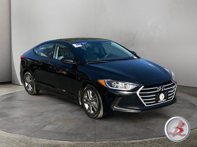 2018 Hyundai Elantra SEL FWD photo