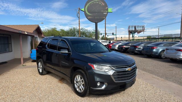 2018 Chevrolet Traverse LT Cloth FWD photo