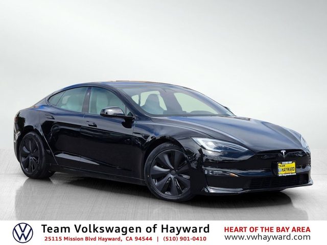 2023 Tesla Model S  AWD photo