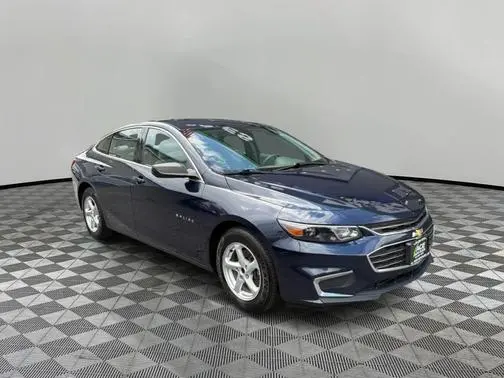 2018 Chevrolet Malibu LS FWD photo