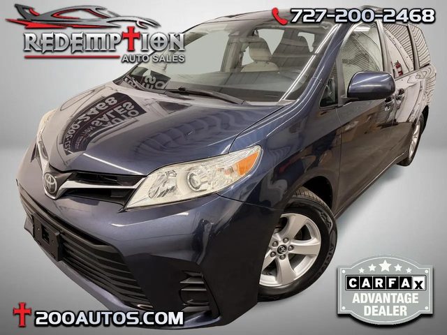 2018 Toyota Sienna LE FWD photo