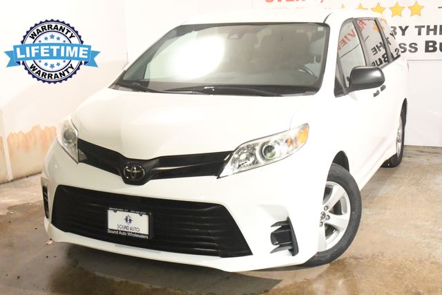 2019 Toyota Sienna L FWD photo