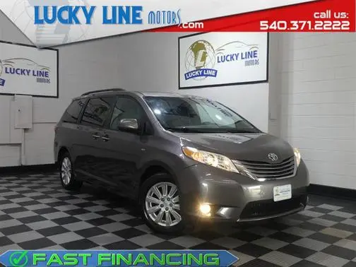 2017 Toyota Sienna XLE Premium AWD photo