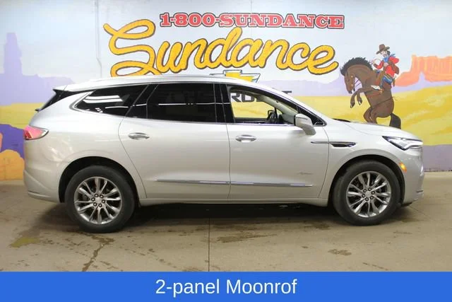 2022 Buick Enclave Avenir AWD photo