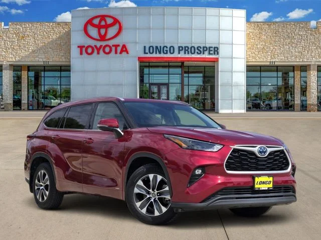 2022 Toyota Highlander Hybrid XLE AWD photo