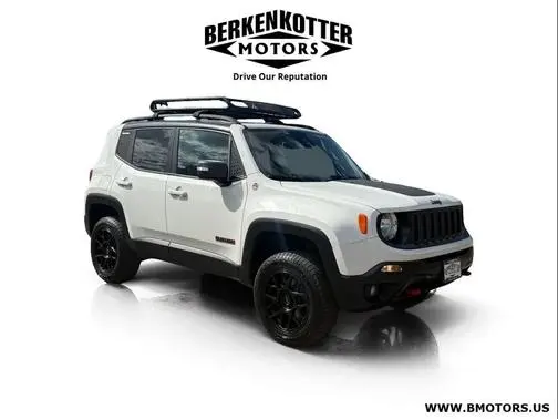 2016 Jeep Renegade Trailhawk 4WD photo