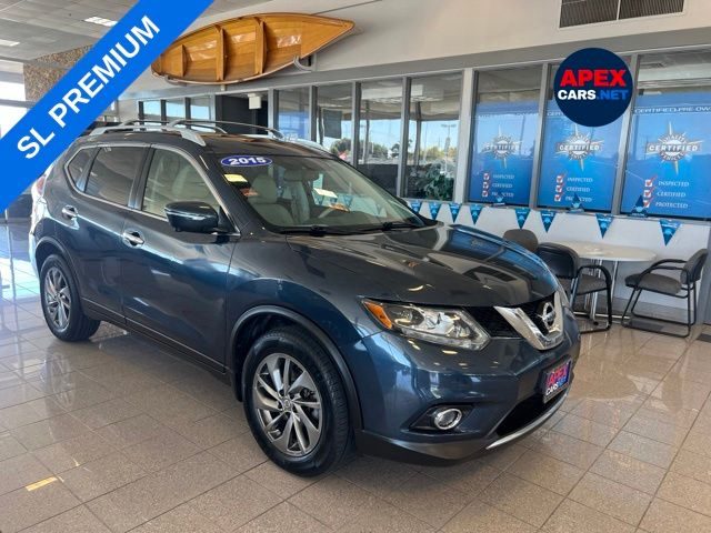 2015 Nissan Rogue SL FWD photo