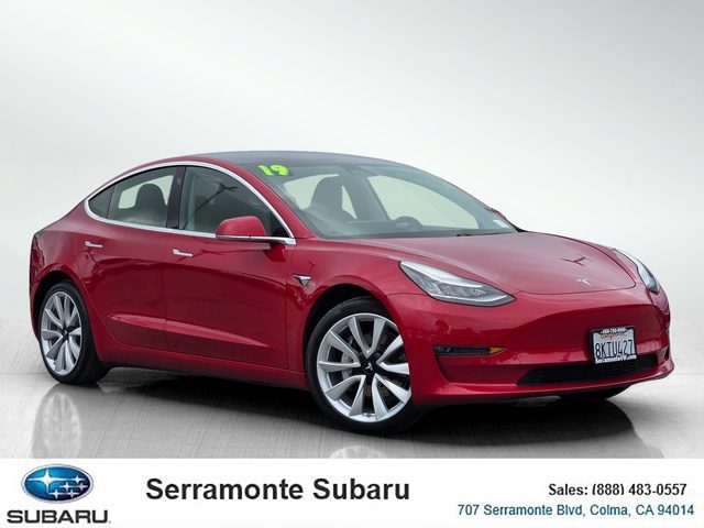 2019 Tesla Model 3 Standard Range Plus RWD photo