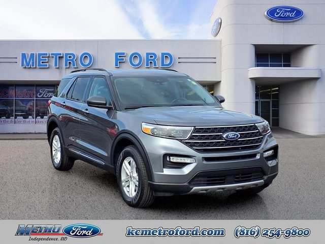 2023 Ford Explorer XLT 4WD photo