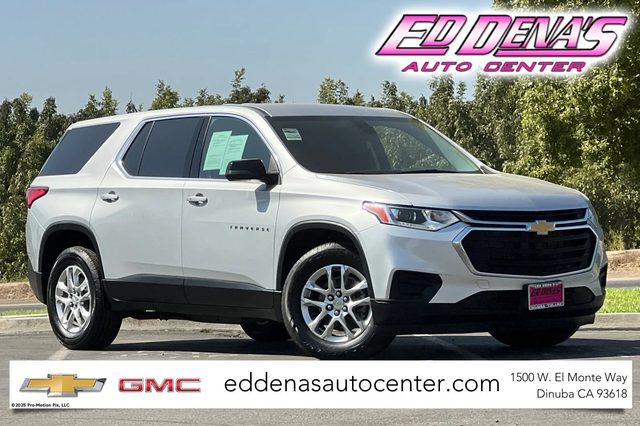 2021 Chevrolet Traverse LS AWD photo