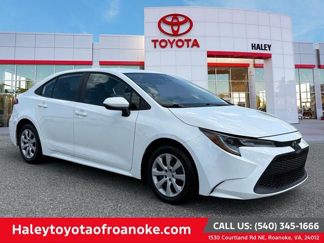 2022 Toyota Corolla LE FWD photo