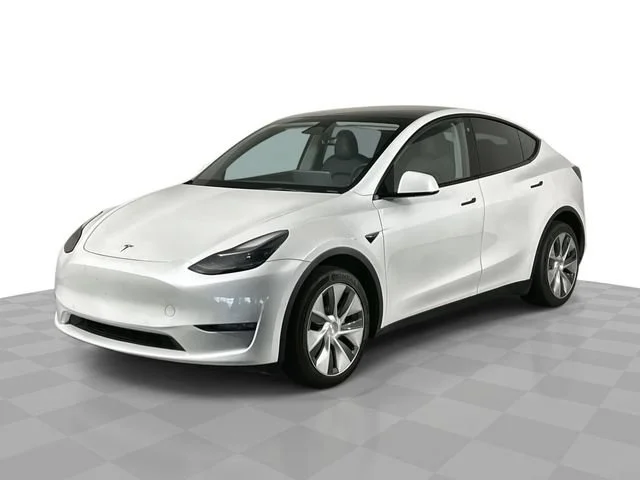2022 Tesla Model Y Long Range AWD photo