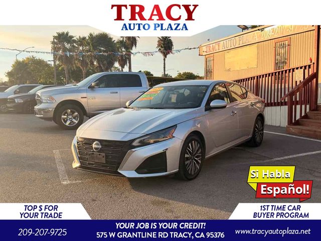 2023 Nissan Altima 2.5 SV FWD photo